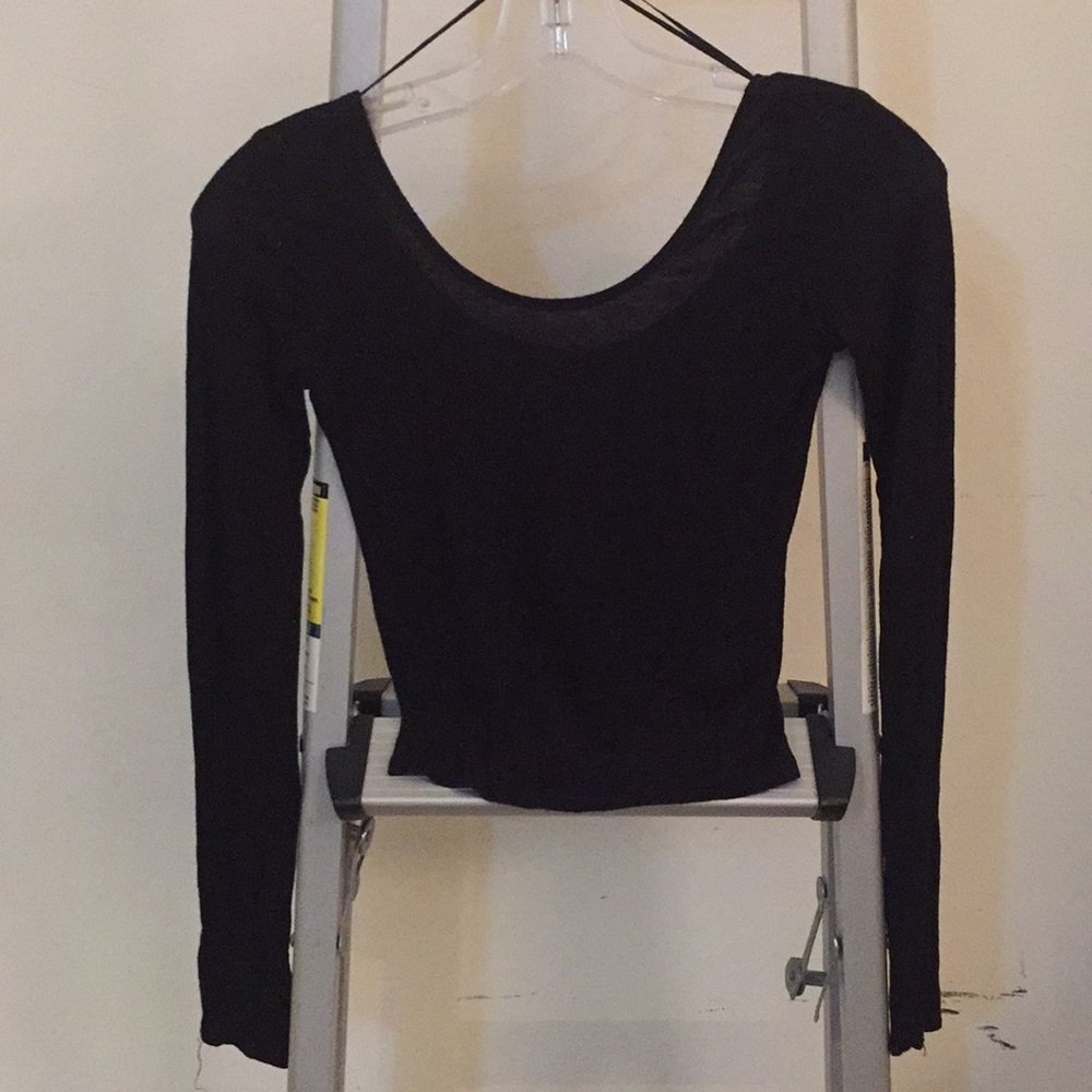 Black Scoop neck Cotton crop too by Map to Mars